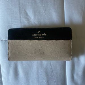 Kate Spade Slim Bifold Wallet